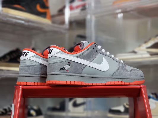 Nike SB Dunk Low Staple NYC Pigeon