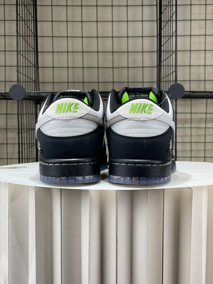 Nike Sb dunk low panda pigeon