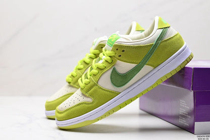 Nike SB dunk “green apple”