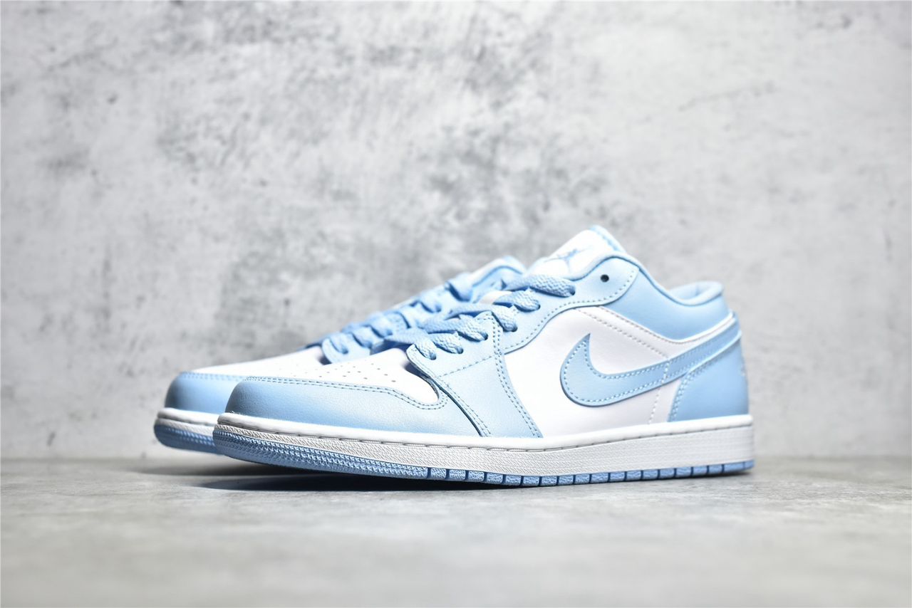 Air Jordan 1 low SE white legend Blue