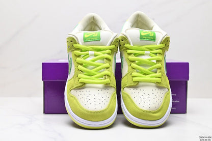 Nike SB dunk “green apple”