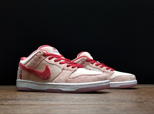 Nike Dunk SB Low StrangeLove