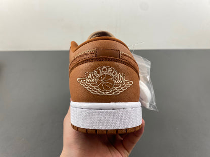 Air Jordan 1 Low SE Brown