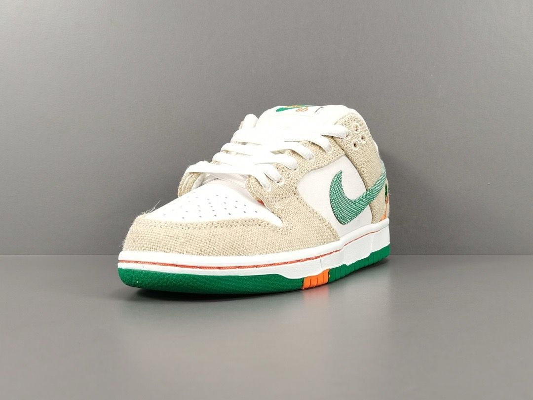 Nike SB Dunk Low Jarrios - Bawateen